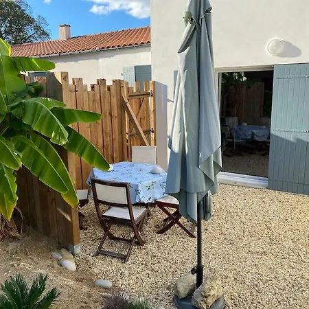 La De Lily - T2 Classe 3 Etoiles شقة